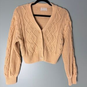 Urban Outfitters Beige Cable Knit Cropped Cardigan Super Soft and Cozy XS